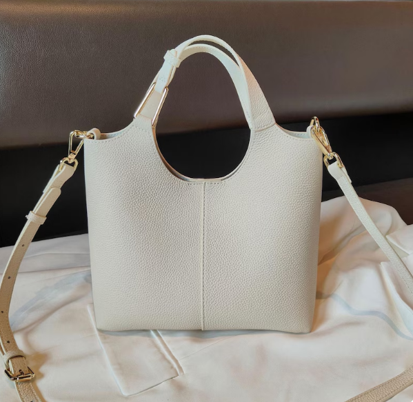 Minimalist Leather Shoulder Bag